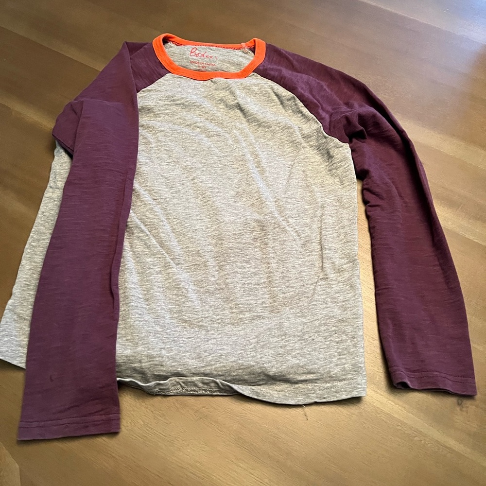 Boys long sleeved tshirt